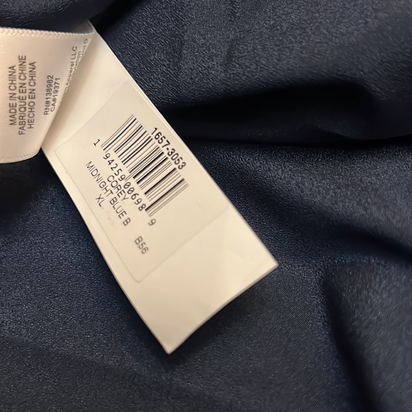 Dress the Population Corey V-Neck Cap Sleeve Lace Hem Dress - Picture 12 of 15